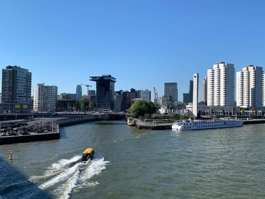 Stunning View Apt Free Parking Apartment Rotterdam Exterior photo