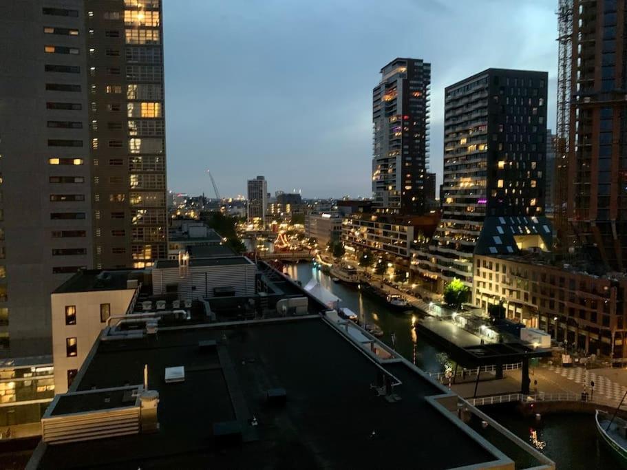 Stunning View Apt Free Parking Apartment Rotterdam Exterior photo