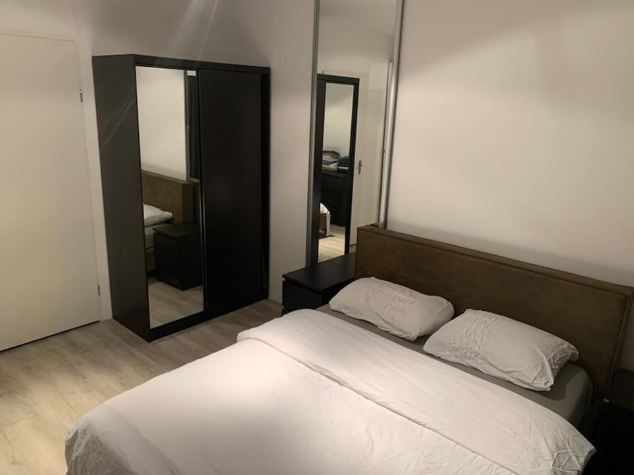 Stunning View Apt Free Parking Apartment Rotterdam Exterior photo